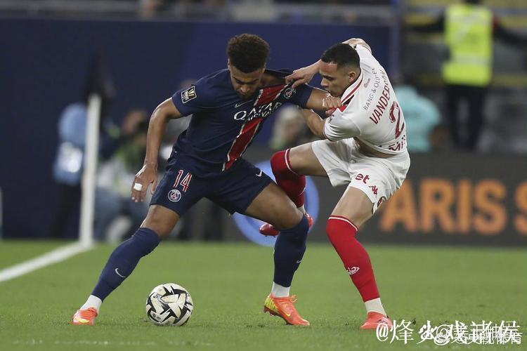 巴黎官宣：登贝莱因身体不适留队休养，舍瓦利耶替补入选