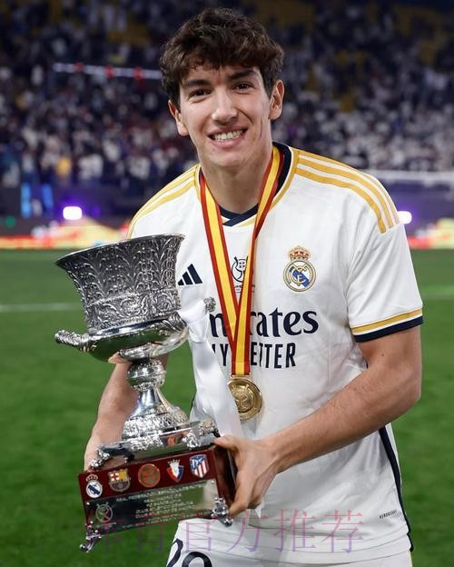 官方:琼阿梅尼因流感缺战 马里奥-马丁顶替进入名单